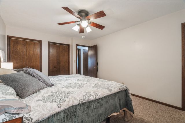 3416 Sue Lane NW, Cedar Rapids, IA 52405