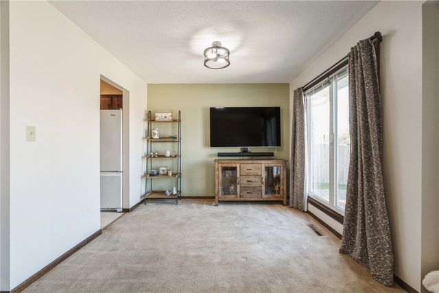 3416 Sue Lane NW, Cedar Rapids, IA 52405