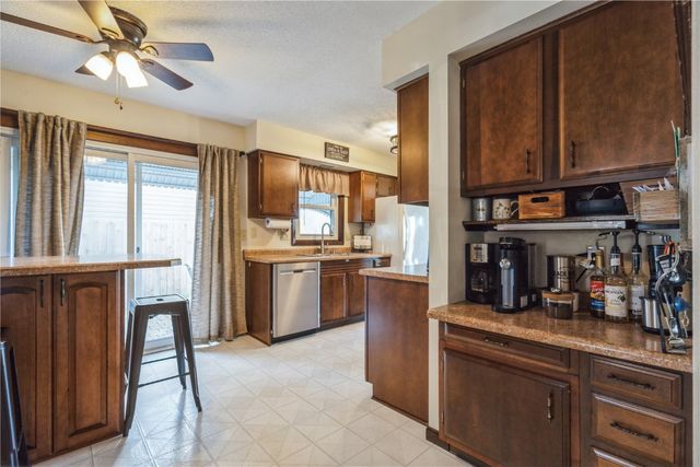 3416 Sue Lane NW, Cedar Rapids, IA 52405