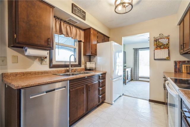 3416 Sue Lane NW, Cedar Rapids, IA 52405