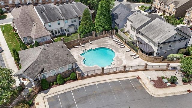 1240 United Court, Winston-salem, NC 27103