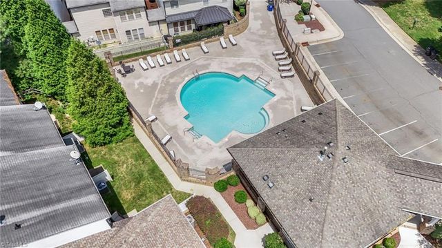1240 United Court, Winston-salem, NC 27103