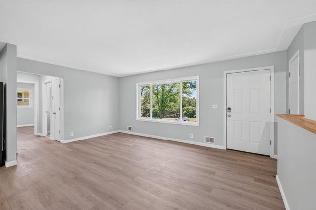 11144 Church Street NE, Hanover, MN 55341