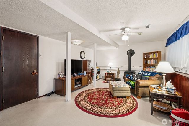 520 Trojan Court SE, Lacey, WA 98503