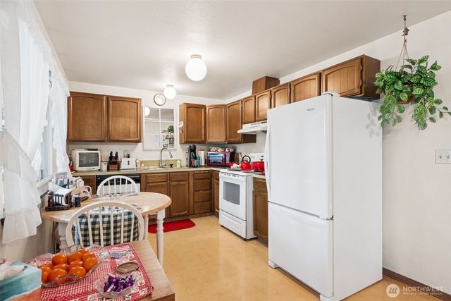 520 Trojan Court SE, Lacey, WA 98503