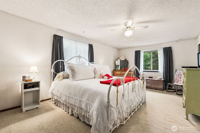 520 Trojan Court SE, Lacey, WA 98503