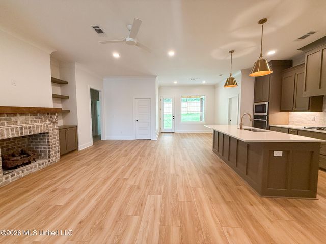 352 Oakville Circle, Brandon, MS 39047