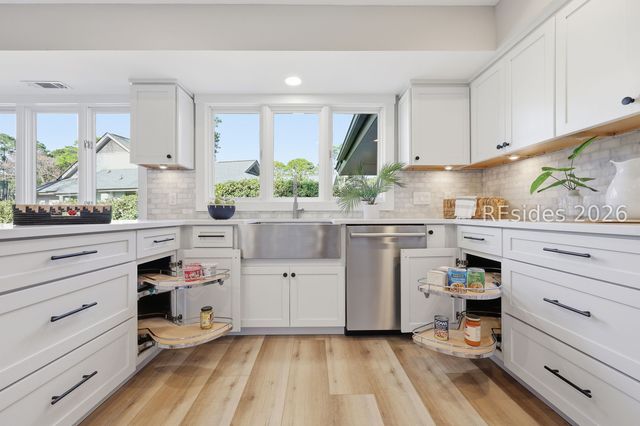 15 Oyster Bay Pl, Hilton Head Island, SC 29926