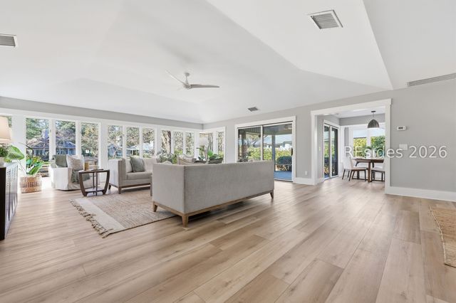 15 Oyster Bay Pl, Hilton Head Island, SC 29926