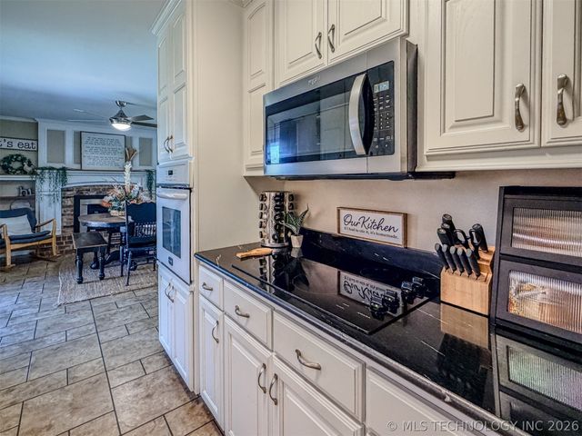 302 E Fuller Street, Tahlequah, OK 74464