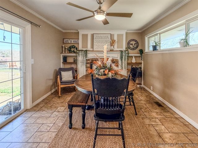 302 E Fuller Street, Tahlequah, OK 74464