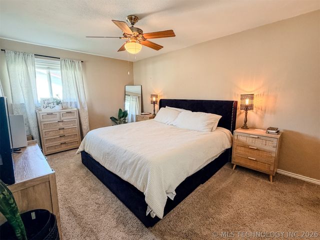 302 E Fuller Street, Tahlequah, OK 74464