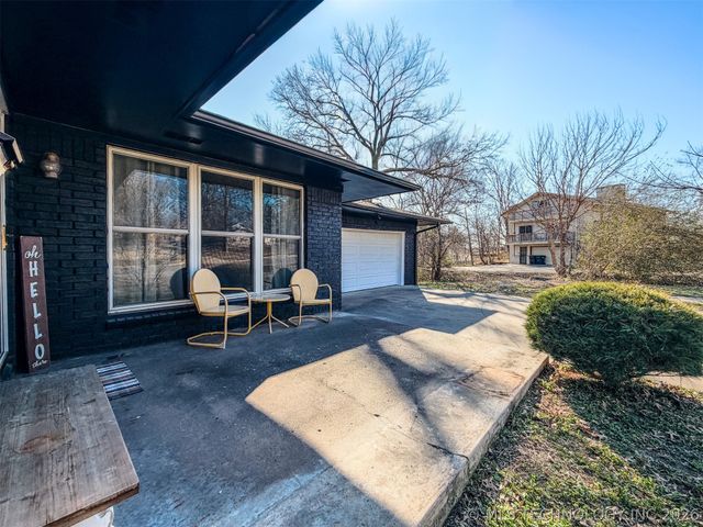 302 E Fuller Street, Tahlequah, OK 74464