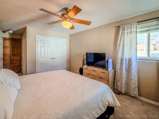 302 E Fuller Street, Tahlequah, OK 74464