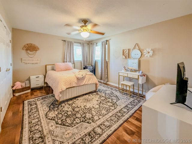 302 E Fuller Street, Tahlequah, OK 74464