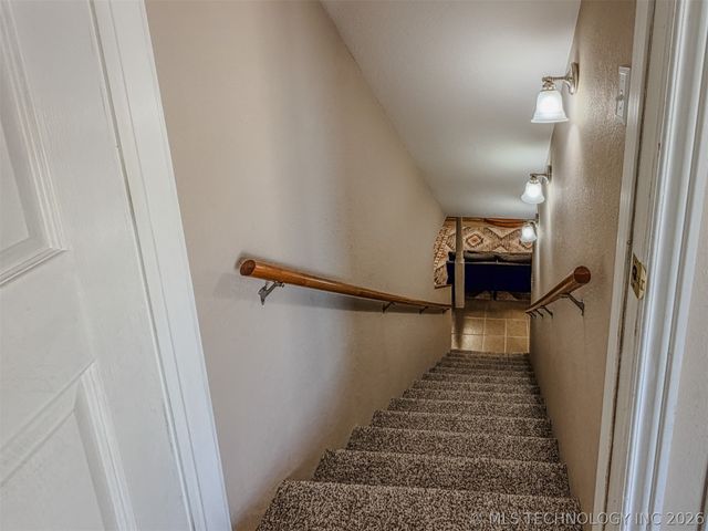 302 E Fuller Street, Tahlequah, OK 74464