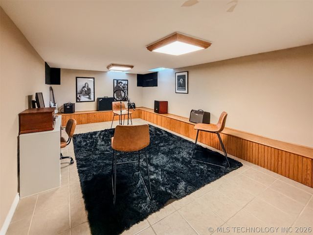 302 E Fuller Street, Tahlequah, OK 74464