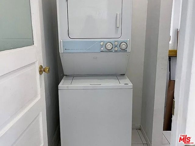 755 N Kenmore Avenue, Los Angeles, CA 90029