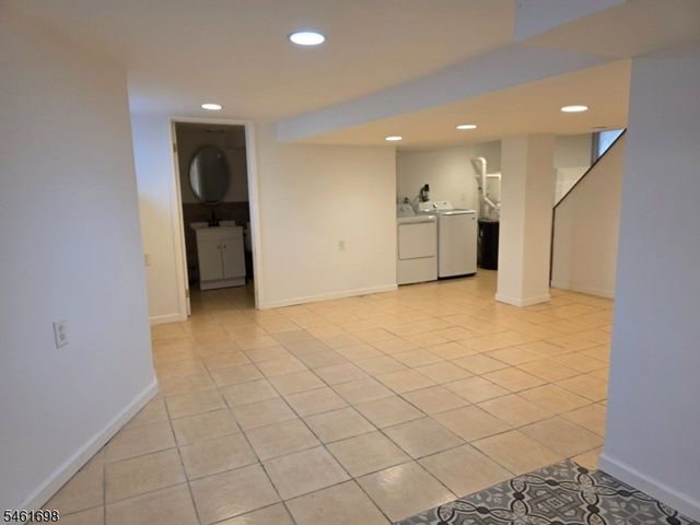 16 Offord St, Passaic City, NJ 07055