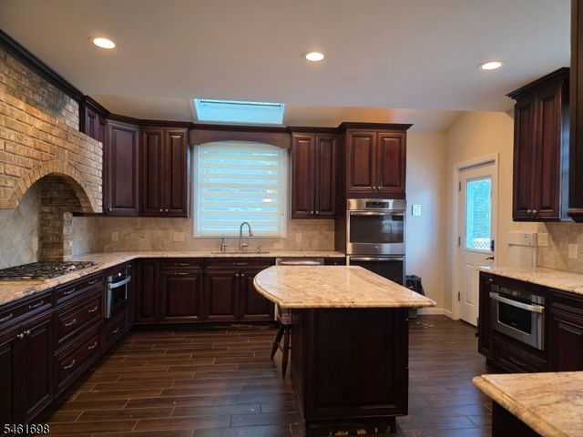 16 Offord St, Passaic City, NJ 07055