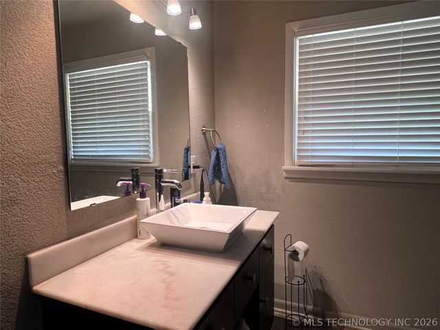 1610 E Osage Avenue, Mcalester, OK 74501