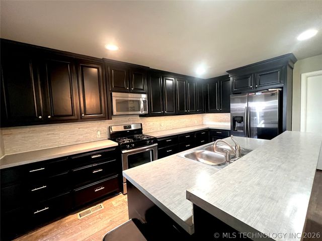 1610 E Osage Avenue, Mcalester, OK 74501