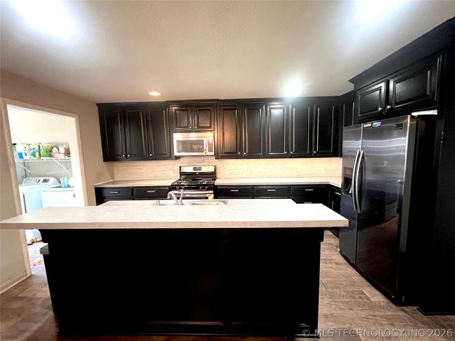 1610 E Osage Avenue, Mcalester, OK 74501