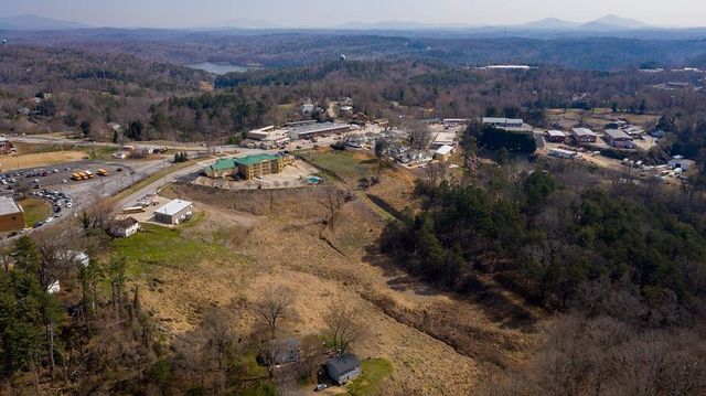 635 North Grove Street, Dahlonega, GA 30533