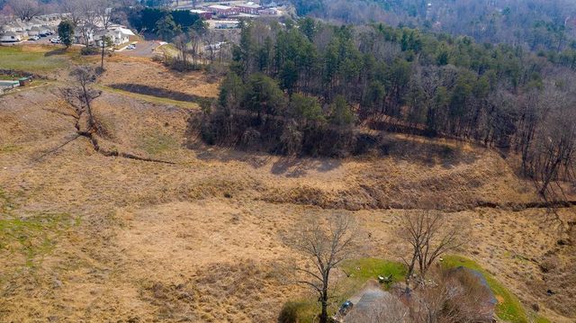 635 North Grove Street, Dahlonega, GA 30533