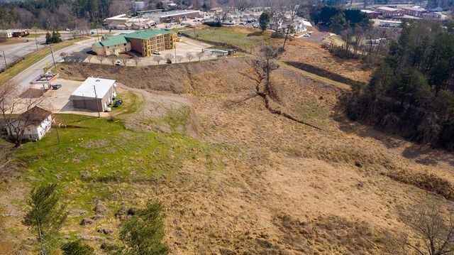 635 North Grove Street, Dahlonega, GA 30533