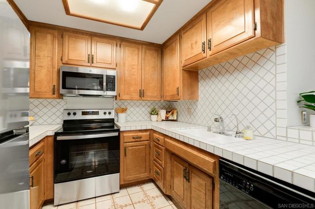750 State St. 317, San Diego, CA 92101