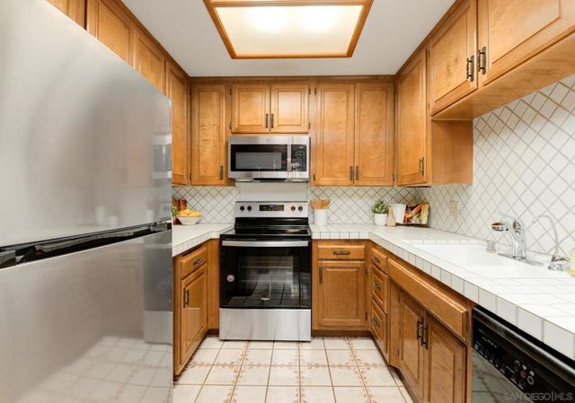 750 State St. 317, San Diego, CA 92101