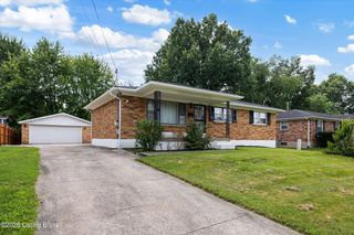 4405 Tara Ave, Louisville, KY 40216