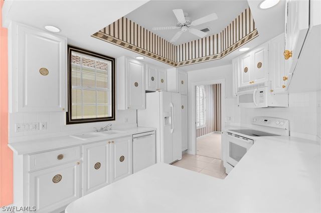 5271 Hawkesbury WAY, Naples, FL 34119