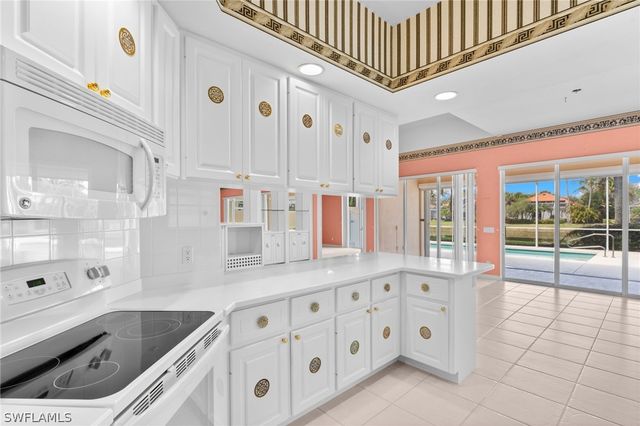 5271 Hawkesbury WAY, Naples, FL 34119