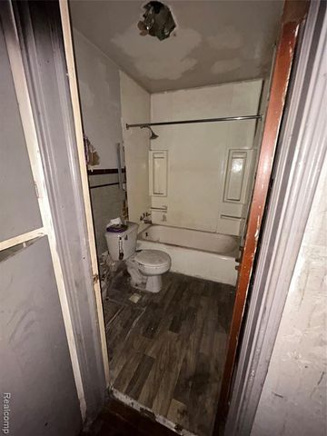 3302 Van Buren Avenue, Flint, MI 48503