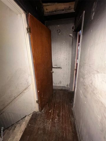 3302 Van Buren Avenue, Flint, MI 48503