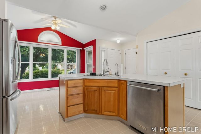 2888 Riley Ridge Avenue, Holland, MI 49424