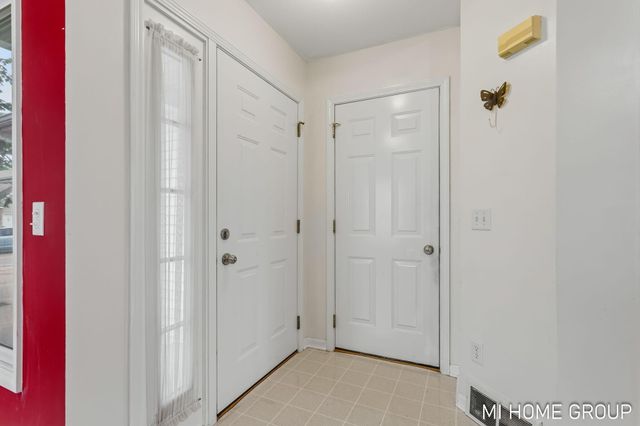 2888 Riley Ridge Avenue, Holland, MI 49424
