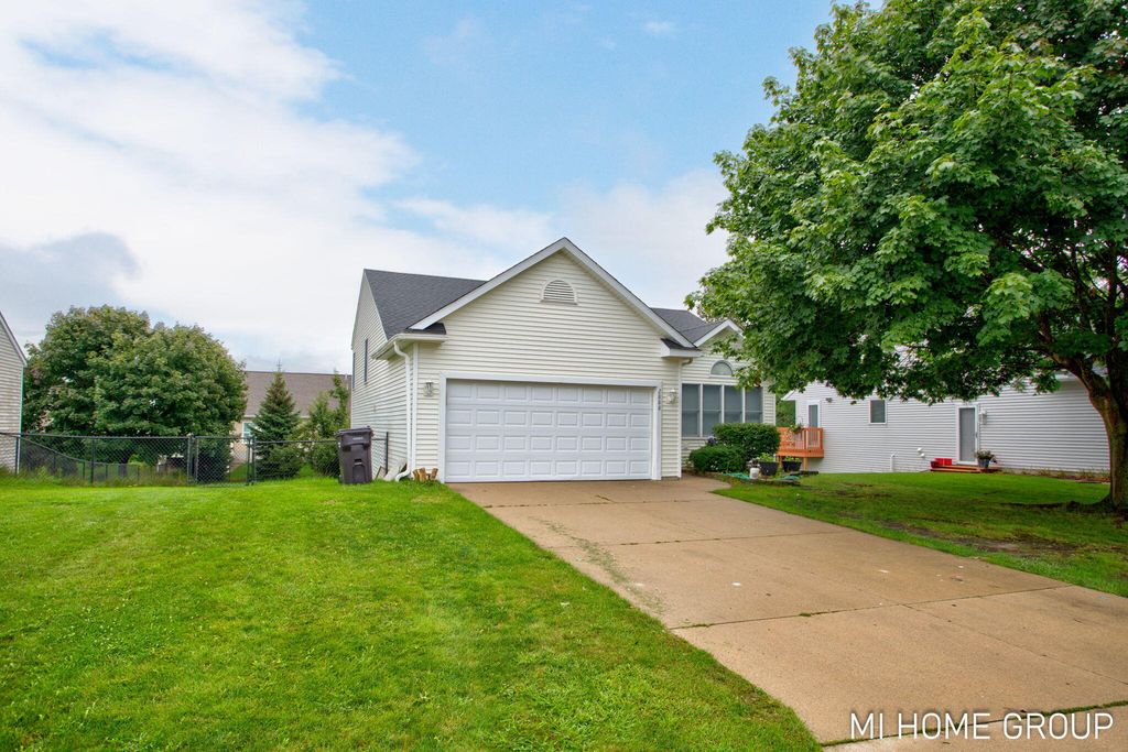 2888 Riley Ridge Avenue, Holland, MI 49424