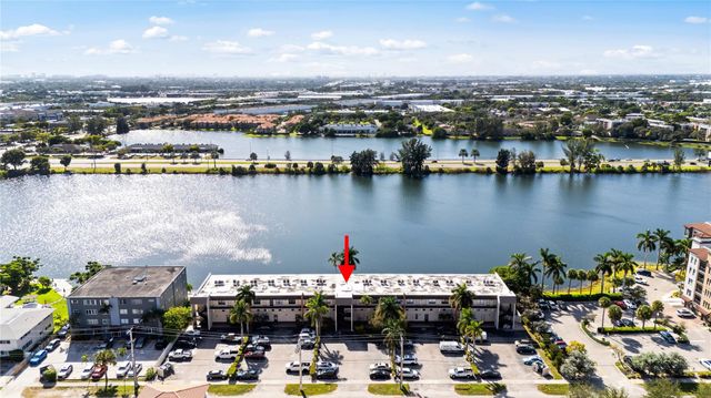 1100 Crystal Lake Dr 209, Deerfield Beach, FL 33064