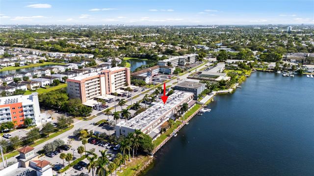 1100 Crystal Lake Dr 209, Deerfield Beach, FL 33064