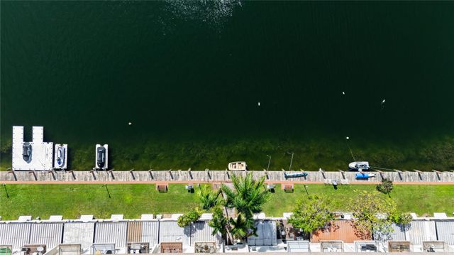 1100 Crystal Lake Dr 209, Deerfield Beach, FL 33064