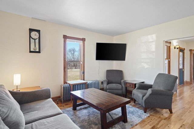 8203 12th PLACE, Kenosha, WI 53144