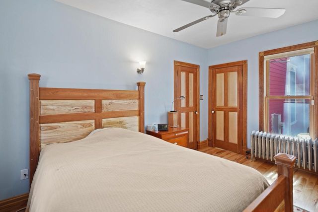 8203 12th PLACE, Kenosha, WI 53144