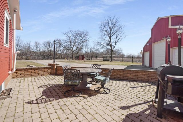 8203 12th PLACE, Kenosha, WI 53144