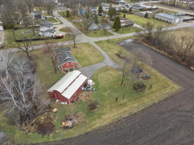 8203 12th PLACE, Kenosha, WI 53144