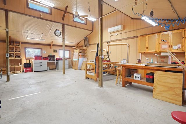 8203 12th PLACE, Kenosha, WI 53144