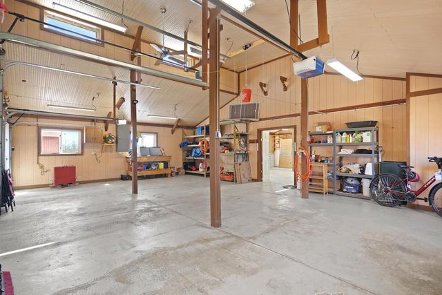 8203 12th PLACE, Kenosha, WI 53144