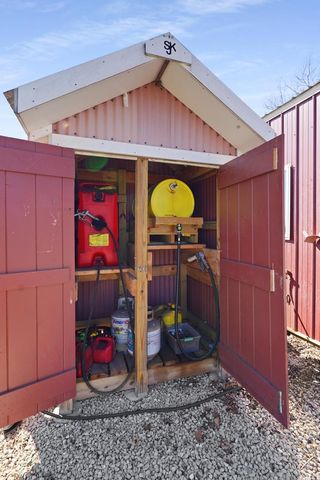 8203 12th PLACE, Kenosha, WI 53144